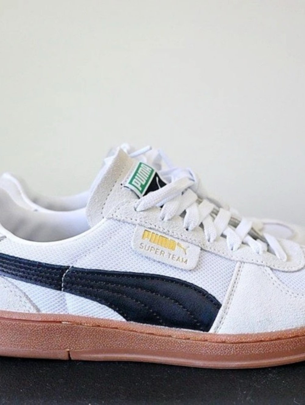 Puma Super Team Sneakers White US 6.5M, W8 Like New